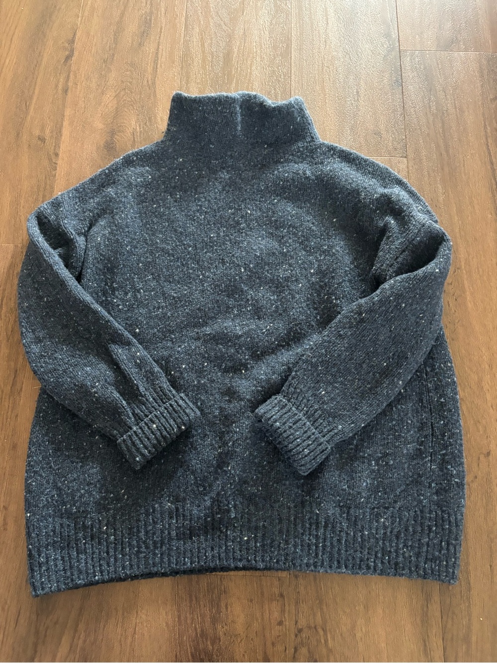 Women’s Vince Navy Sweater - Cozy Knit
